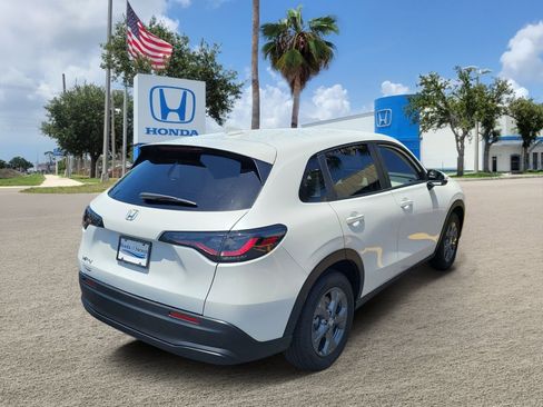 New 2027 Honda HR-V LX image 5