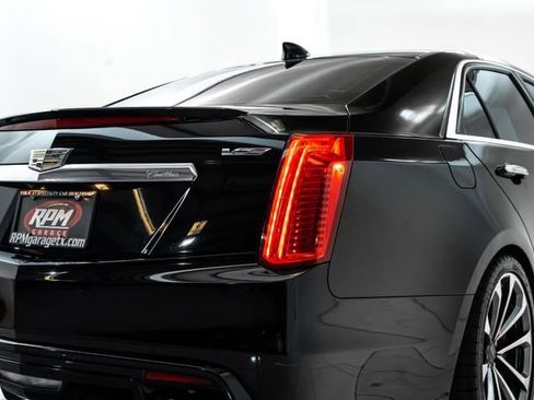 Used 2016 Cadillac CTS V w/ Luxury Package image 10