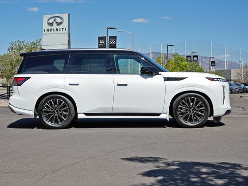 Certified 2026 INFINITI QX80 Autograph w/ Premium Cargo Package AWD/4WD image 11