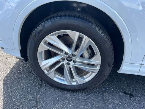 Used 2023 Audi Q7 3.0T Premium image 36