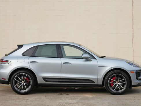 Used 2023 Porsche Macan S AWD/4WD image 54