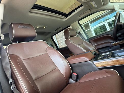 Used 2015 Chevrolet Silverado 2500 High Country w/ Duramax Plus Package AWD/4WD image 30
