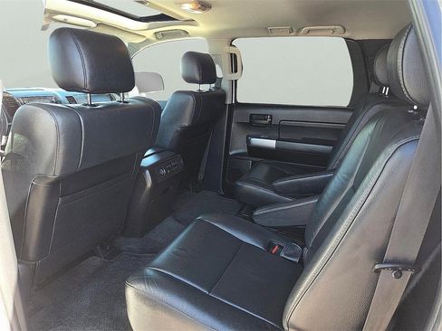 Used 2018 Toyota Sequoia SR5 image 10