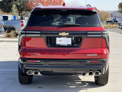 New 2026 Chevrolet Traverse High Country image 5