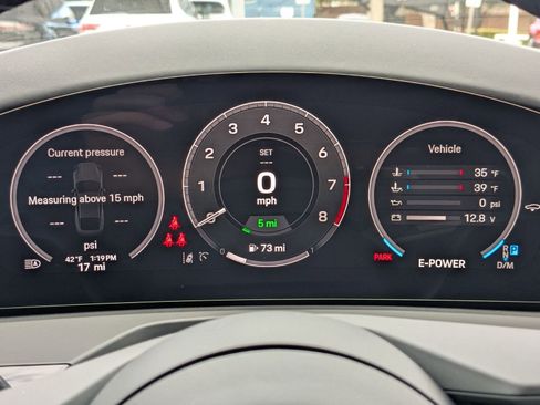 New 2026 Porsche Panamera 4 image 16