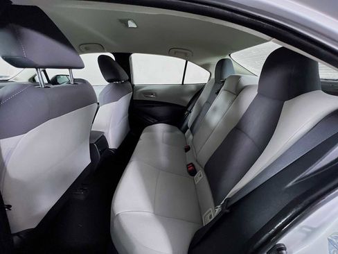 Used 2020 Toyota Corolla LE image 23