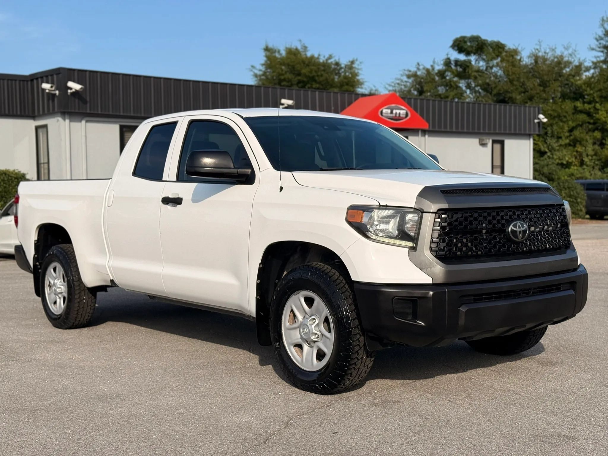 Used 2019 Toyota Tundra SR RWD image 3