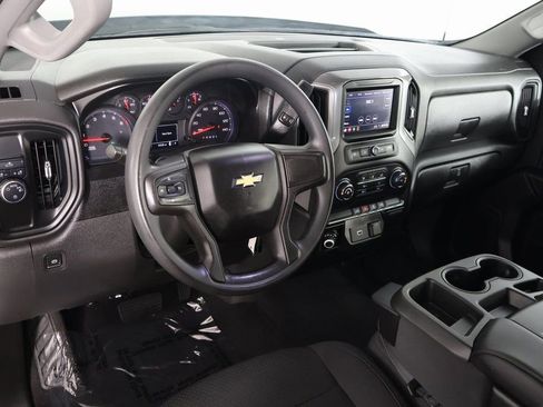 Used 2020 Chevrolet Silverado 1500 Custom w/ Custom Value Package image 5