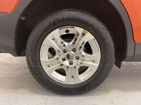 Used 2015 Toyota RAV4 LE FWD image 7