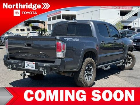 Used 2020 Toyota Tacoma TRD Off-Road w/ Technology Package AWD/4WD image 4