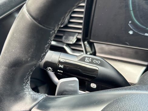 Used 2023 Kia Sportage EX image 20