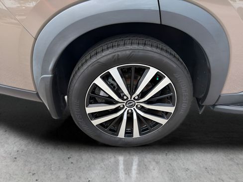Certified 2023 Nissan Pathfinder Platinum w/ Cargo Package AWD/4WD image 55