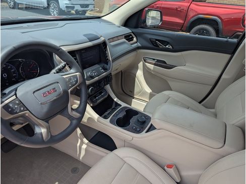 Used 2023 GMC Acadia Denali w/ Denali Ultimate Package AWD/4WD image 14