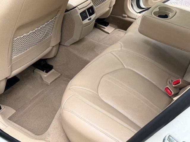 Used 2012 Cadillac CTS Luxury RWD image 11