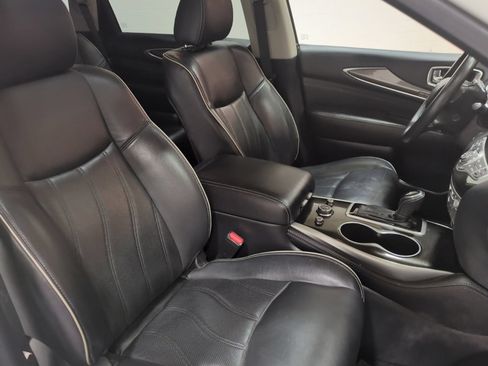 Used 2019 INFINITI QX60 Luxe w/ Essential Package AWD/4WD image 10