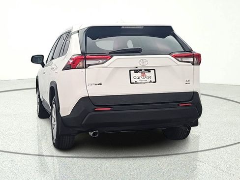 Used 2021 Toyota RAV4 LE AWD/4WD image 6