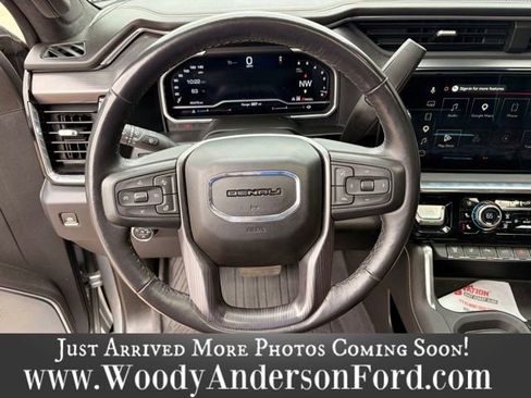 Used 2024 GMC Sierra 3500 Denali Ultimate AWD/4WD image 13