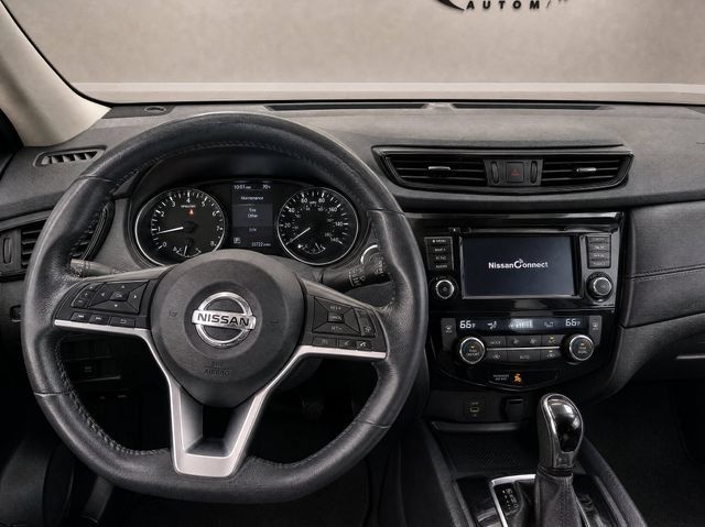 Used 2018 Nissan Rogue SV FWD image 12