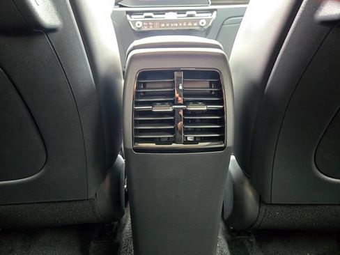 New 2026 Kia Niro EX FWD image 7