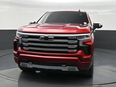Used 2024 Chevrolet Silverado 1500 High Country RWD image 8