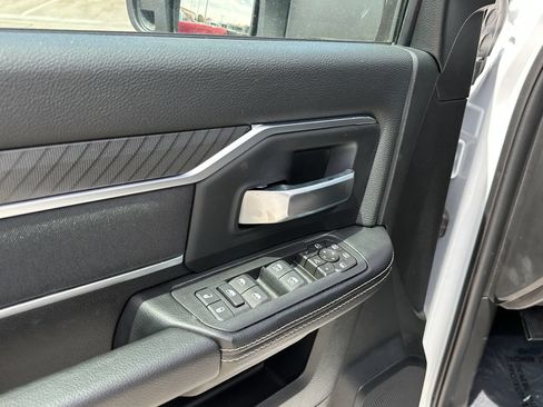 New 2026 RAM 2500 Big Horn AWD/4WD image 50
