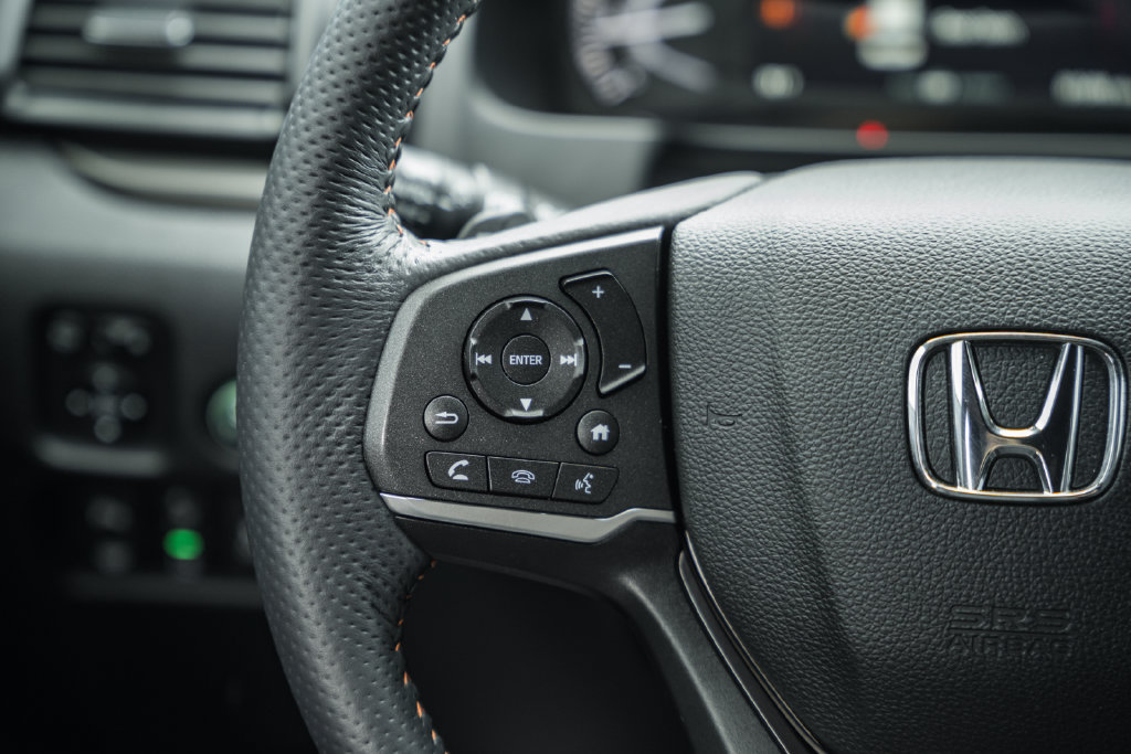 Certified 2025 Honda Passport TrailSport image 33