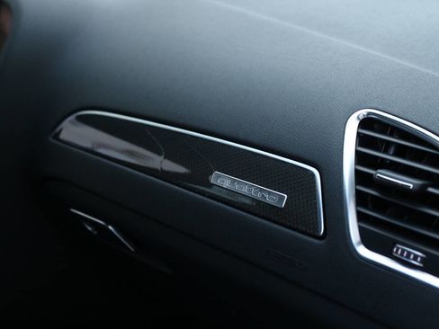 Used 2013 Audi S4 Prestige image 32