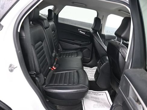 Used 2022 Ford Edge SEL w/ Convenience Package AWD/4WD image 6