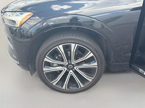 Used 2023 Volvo XC60 B5 Ultimate FWD image 35