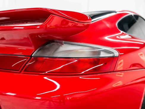 Used 2004 Porsche 911 Carrera 4S AWD/4WD image 21
