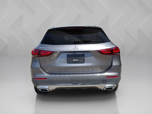Used 2023 Mercedes-Benz GLA 250 4MATIC image 4
