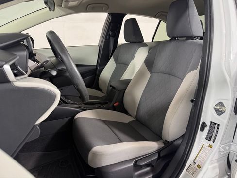 Used 2023 Toyota Corolla LE FWD image 14