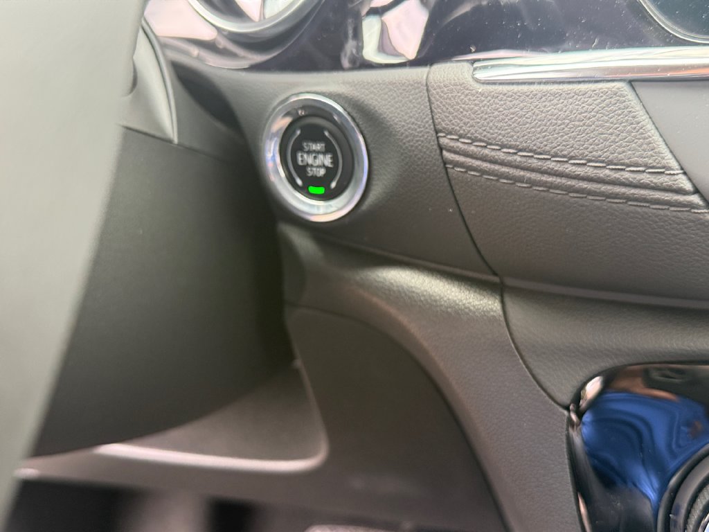 Used 2023 Buick Encore GX Select w/ Sport Touring Package FWD image 19