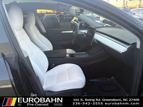 Used 2024 Tesla Model Y Long Range image 15