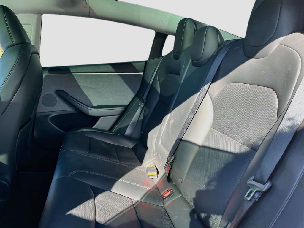 Used 2025 Tesla Model 3 Long Range RWD image 24