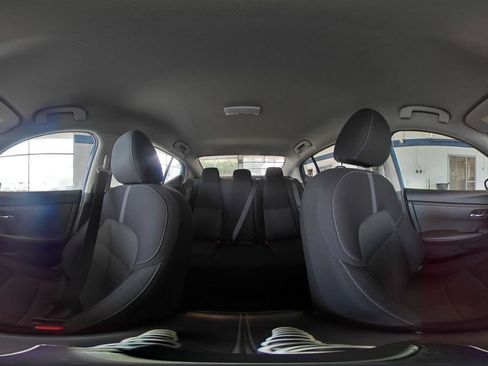 Used 2025 Nissan Sentra SV FWD image 41