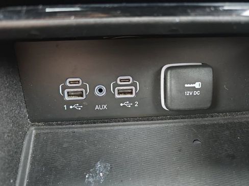 Used 2022 Jeep Grand Cherokee Altitude image 6