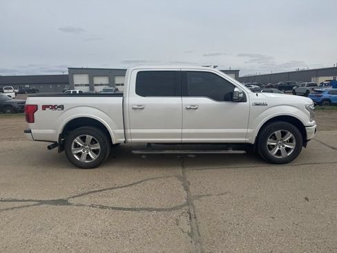 Used 2018 Ford F150 Platinum w/ Equipment Group 701A Luxury AWD/4WD image 8