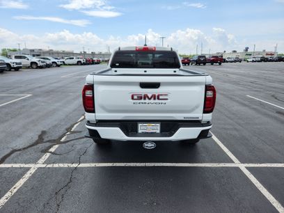 New 2025 GMC Canyon Elevation w/ Convenience Package