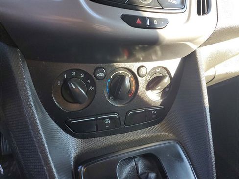 Used 2018 Ford Transit Connect XLT image 22