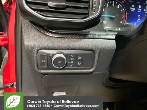 Used 2020 Ford Explorer Limited image 19