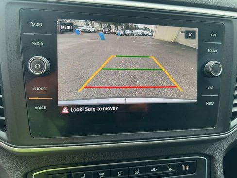 Used 2021 Volkswagen Atlas SE image 14