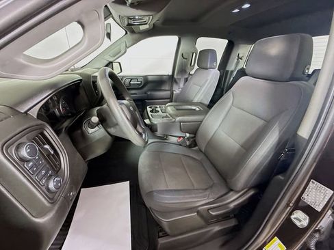 Used 2019 Chevrolet Silverado 1500 Custom Trail Boss w/ Custom Convenience Package AWD/4WD image 21