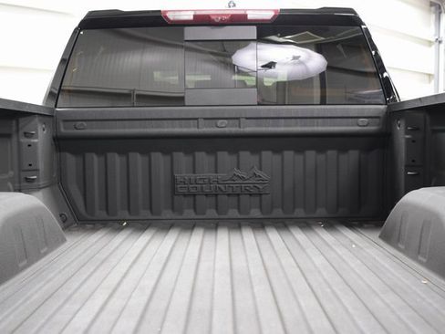 Used 2024 Chevrolet Silverado 1500 High Country w/ Technology Package image 26