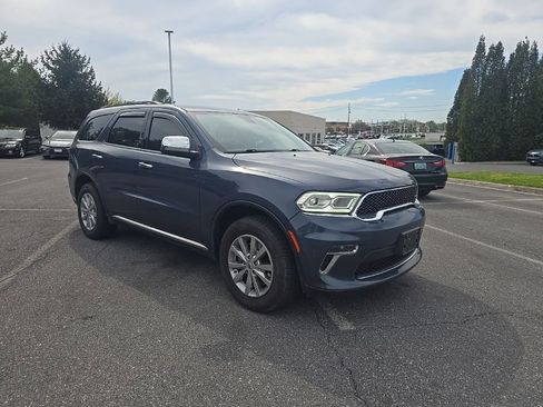 Used 2021 Dodge Durango SXT w/ Trailer Tow Group IV image 2