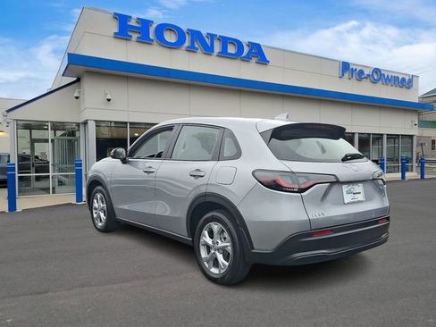 Used 2025 Honda HR-V LX image 6