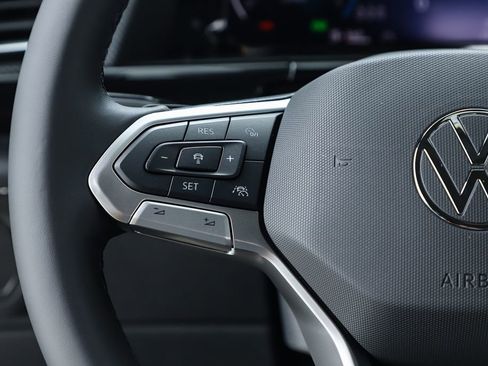 New 2026 Volkswagen Atlas Cross Sport SEL R-Line image 21