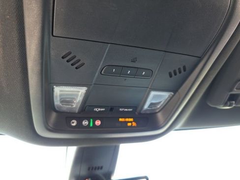 Used 2024 Buick Enclave Premium image 35