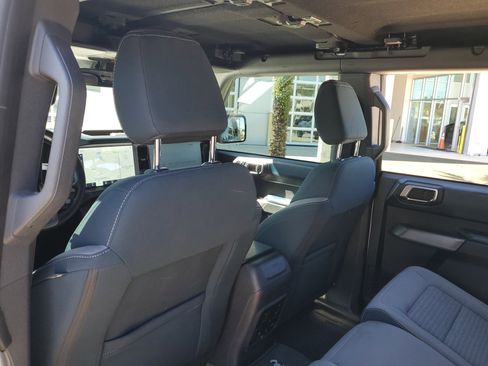 Used 2023 Ford Bronco Outer Banks image 14
