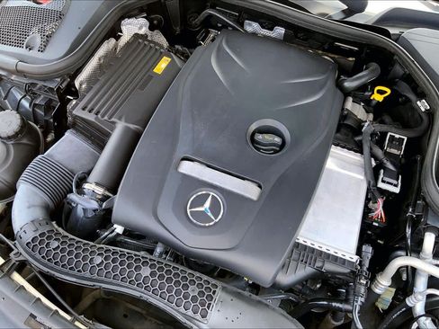 Used 2017 Mercedes-Benz E 300 image 32